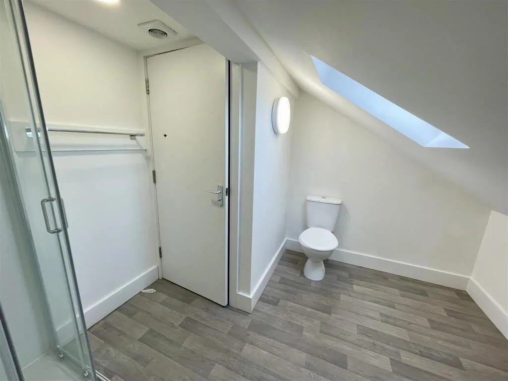 6 bedroom house share for rent