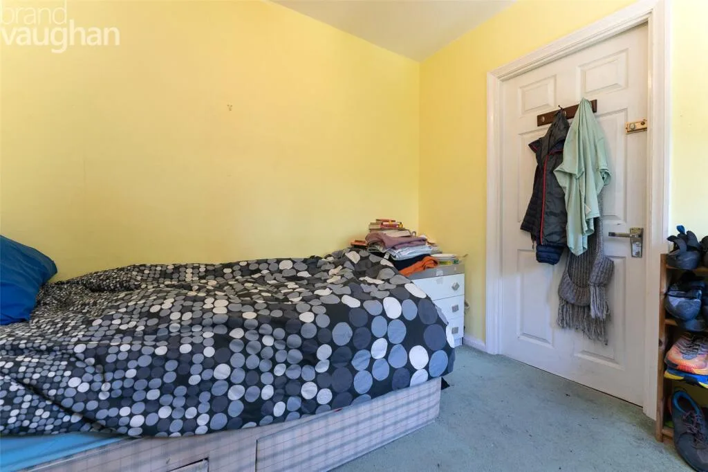6 bedroom terraced house for rent