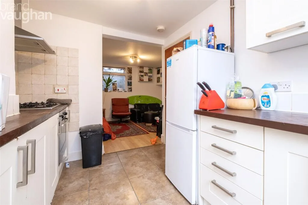4 bedroom terraced house for rent