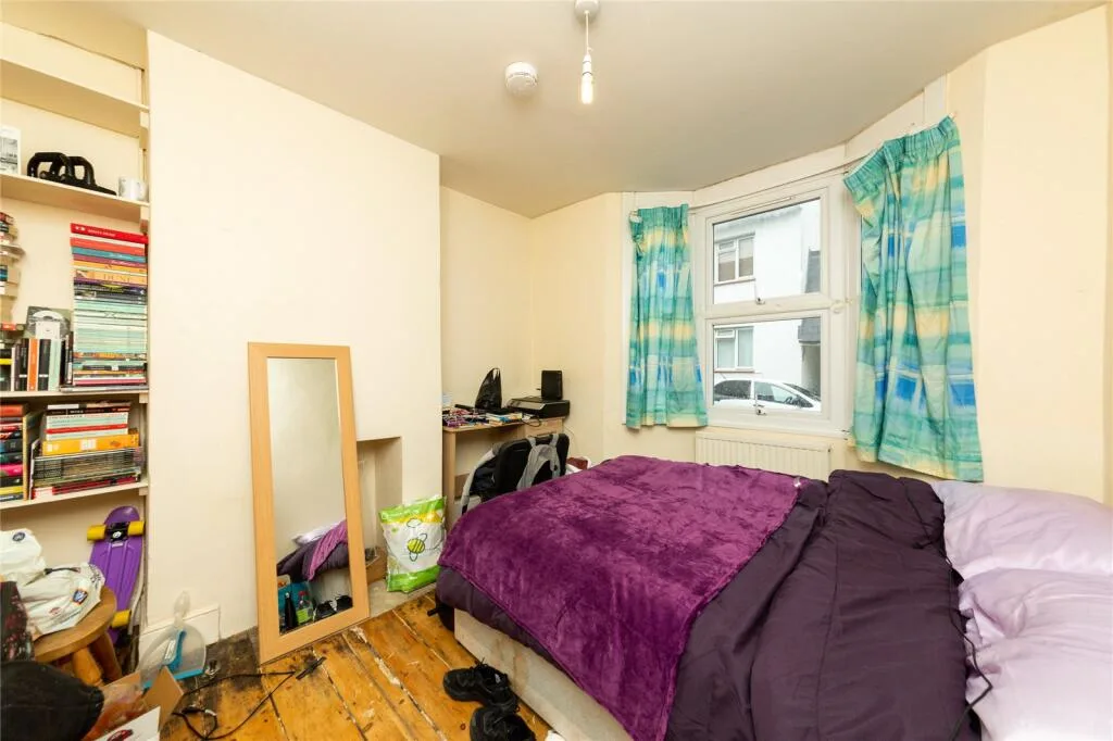 4 bedroom terraced house for rent