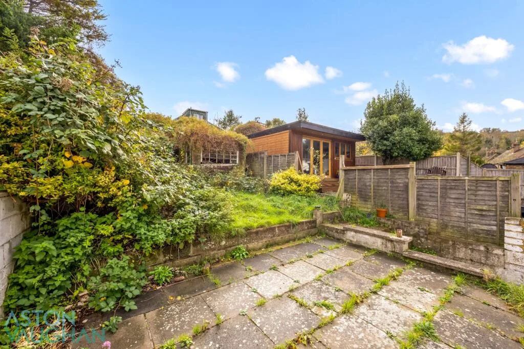 5 bedroom apartment for rent
