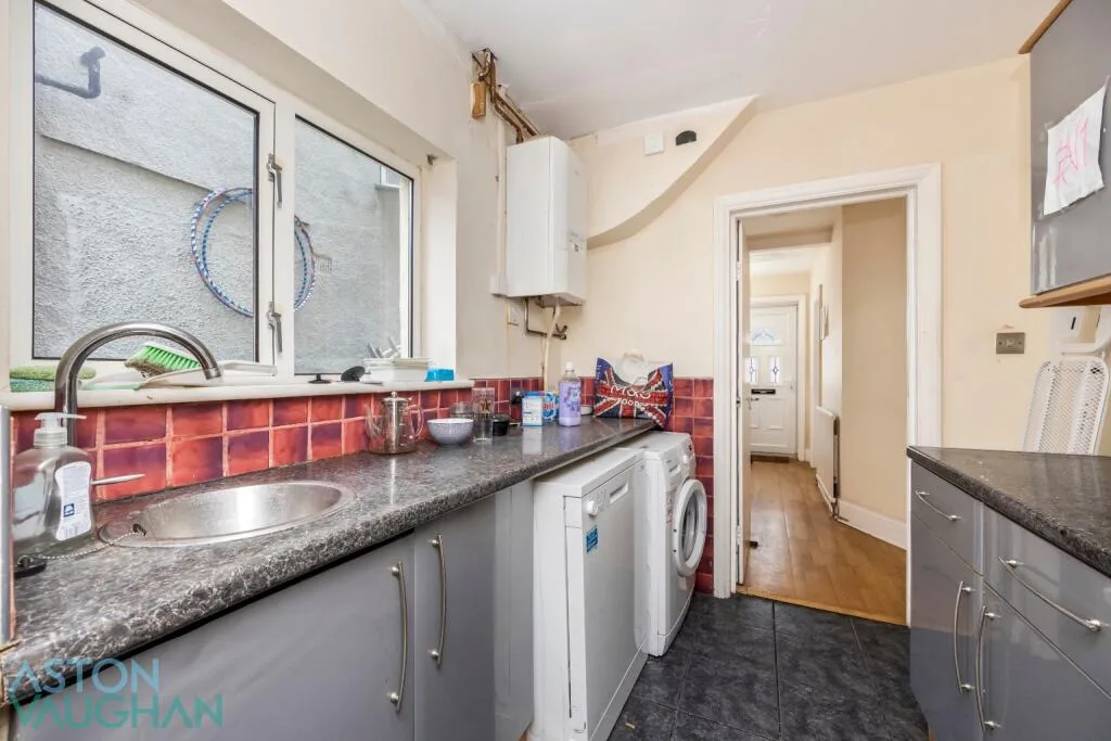 5 bedroom apartment for rent