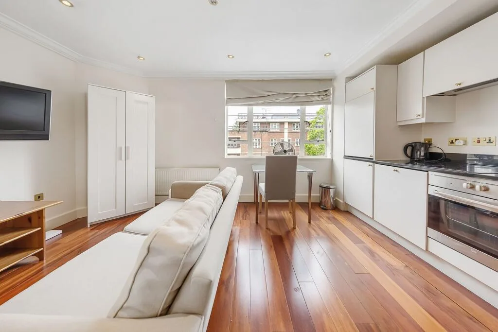 1 bedroom flat for rent