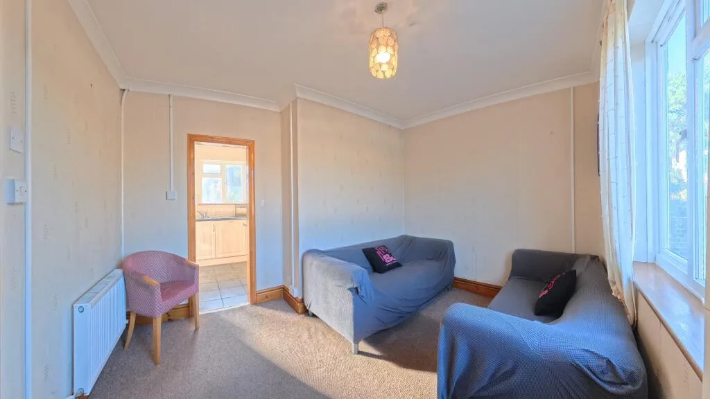 5 bedroom house for rent