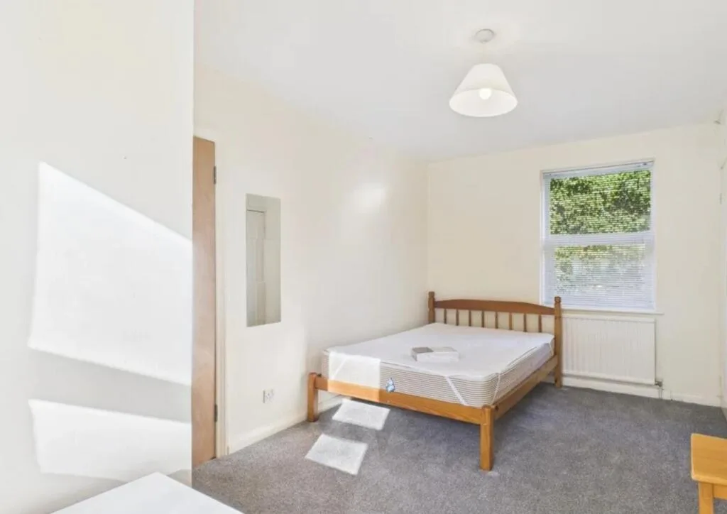 5 bedroom house for rent