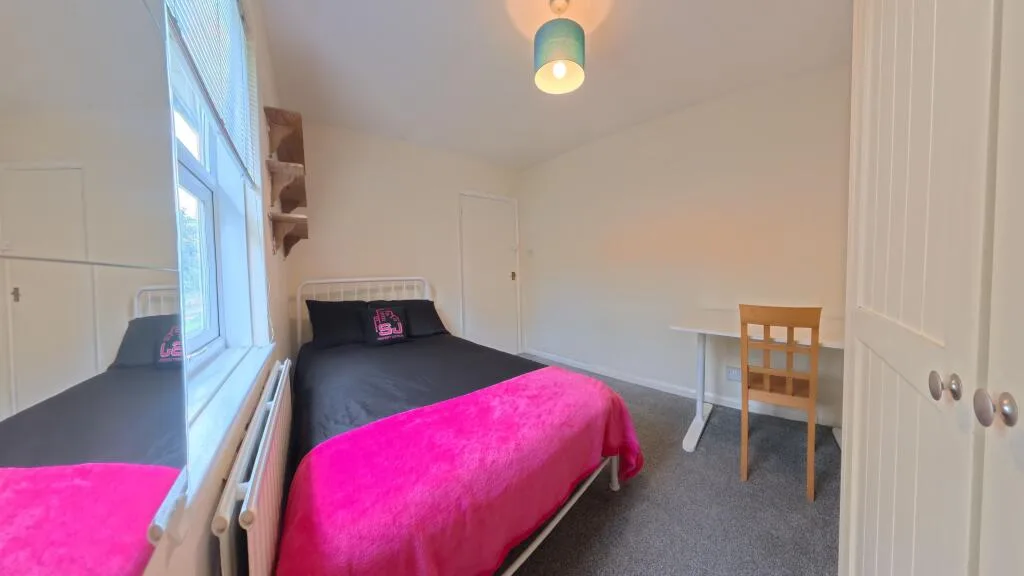 5 bedroom house for rent