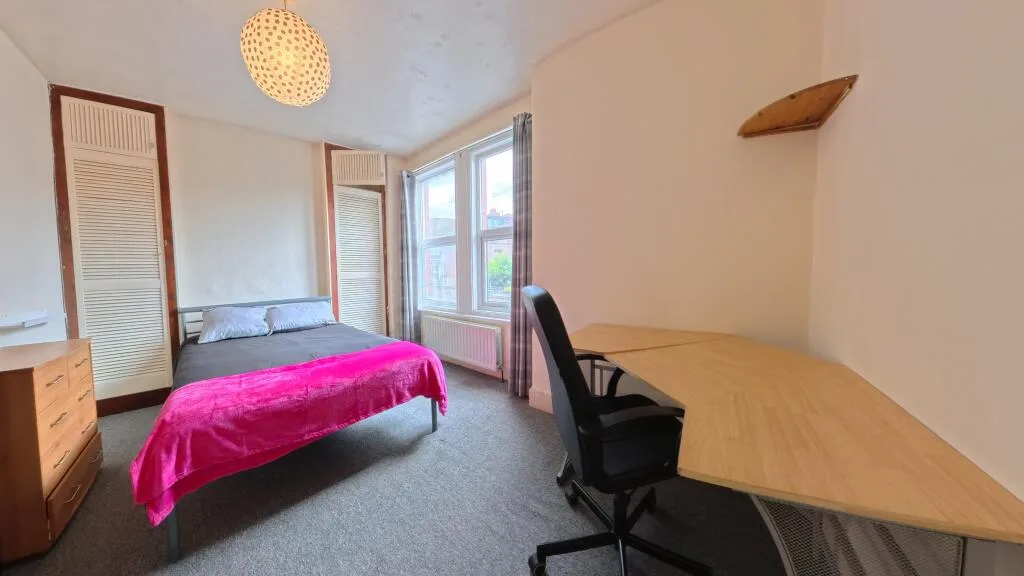 5 bedroom house for rent