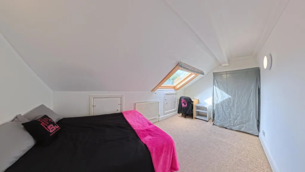 5 bedroom house for rent