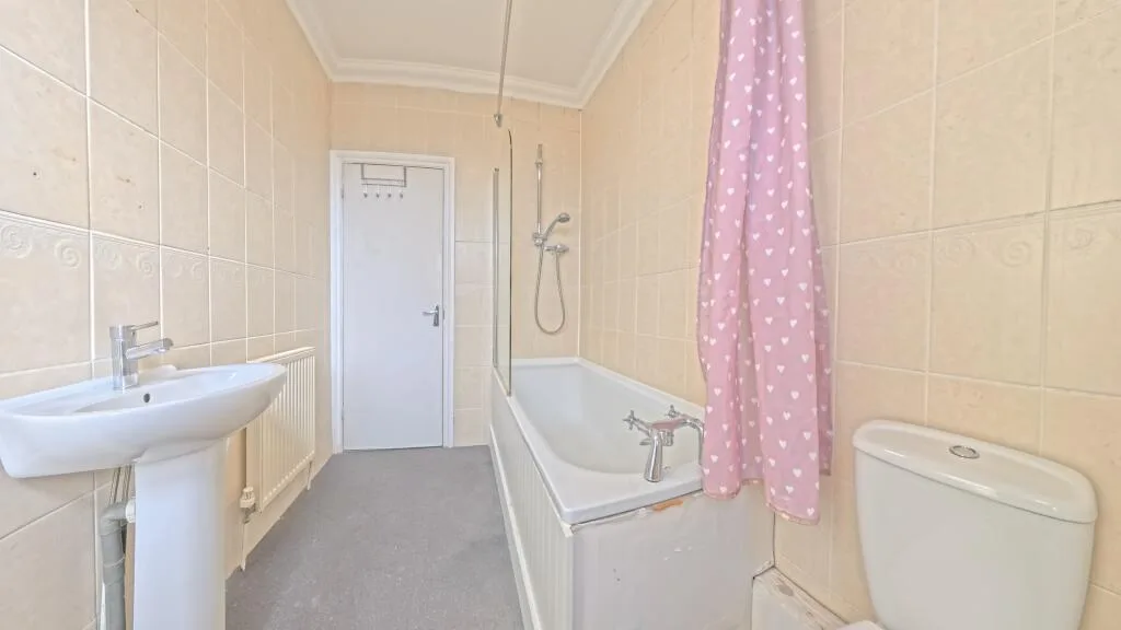 5 bedroom house for rent