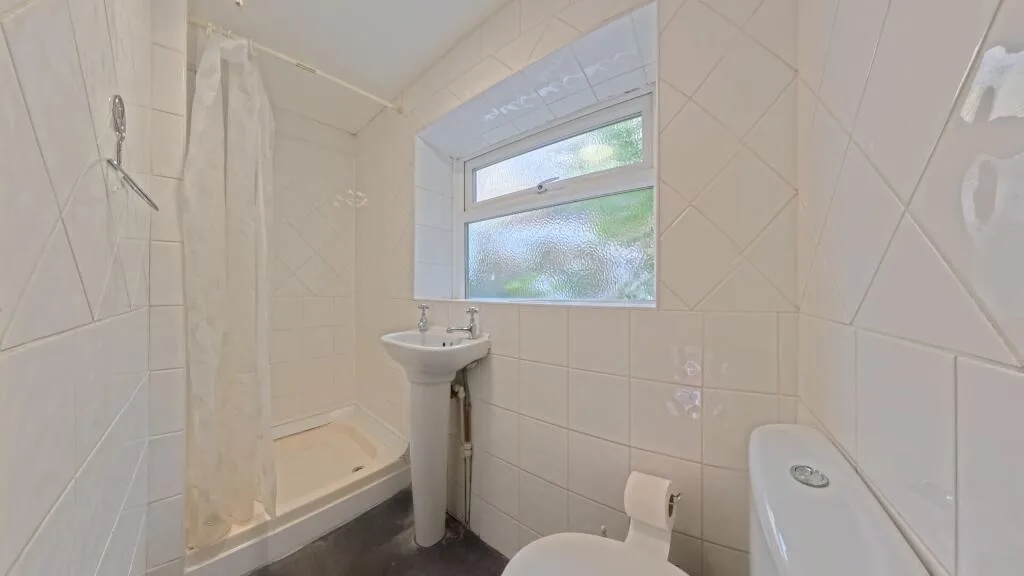 5 bedroom house for rent