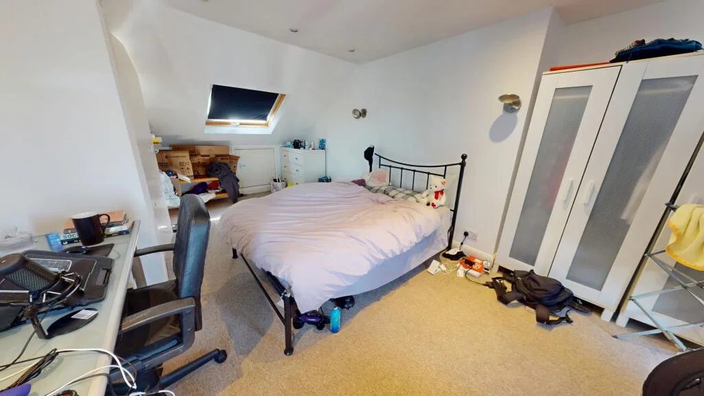 6 bedroom terraced house for rent