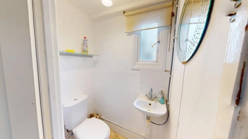 6 bedroom terraced house for rent