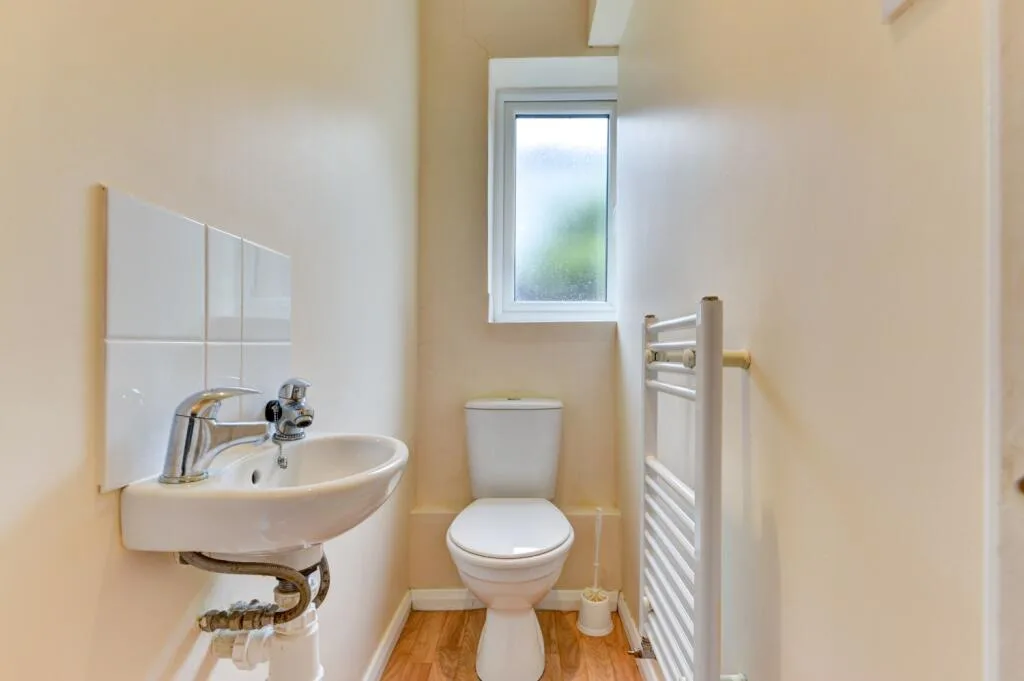 6 bedroom terraced house for rent
