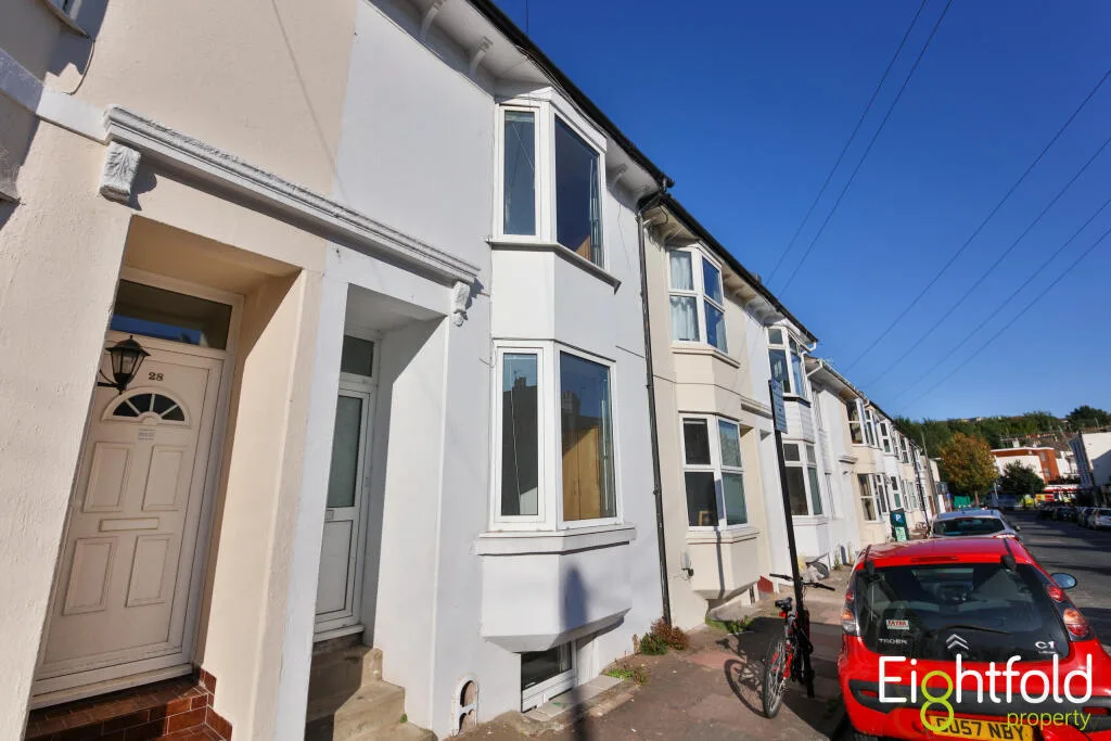 6 bedroom terraced house for rent