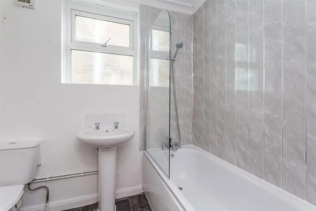 6 bedroom house share for rent