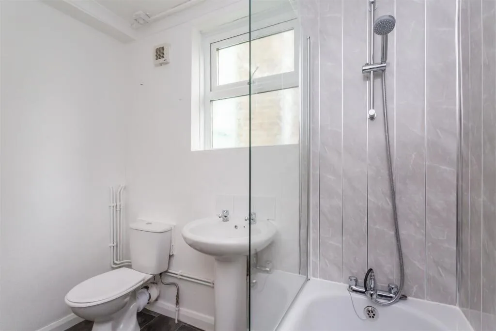6 bedroom house share for rent