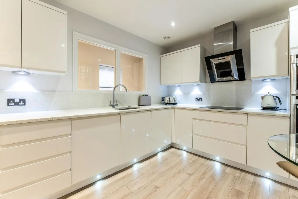 3 bedroom flat for rent
