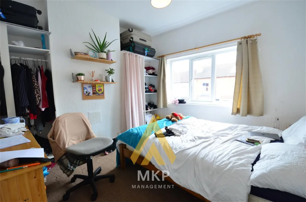 4 bedroom terraced house for rent