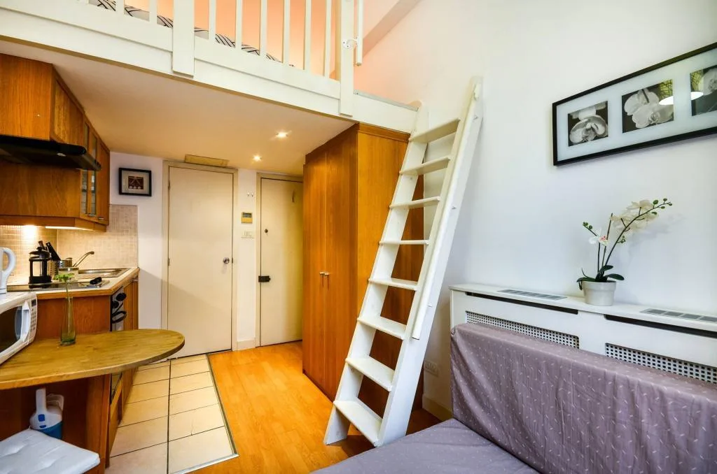 Studio flat for rent