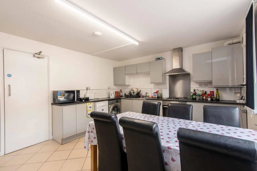 1 bedroom end of terrace house for rent