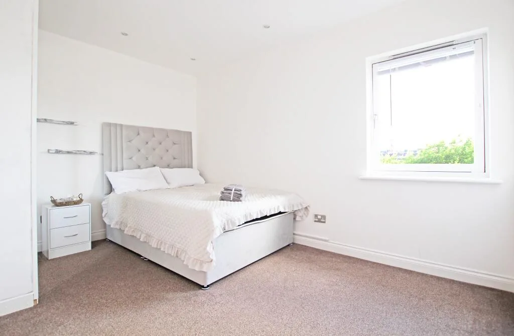 4 bedroom flat for rent