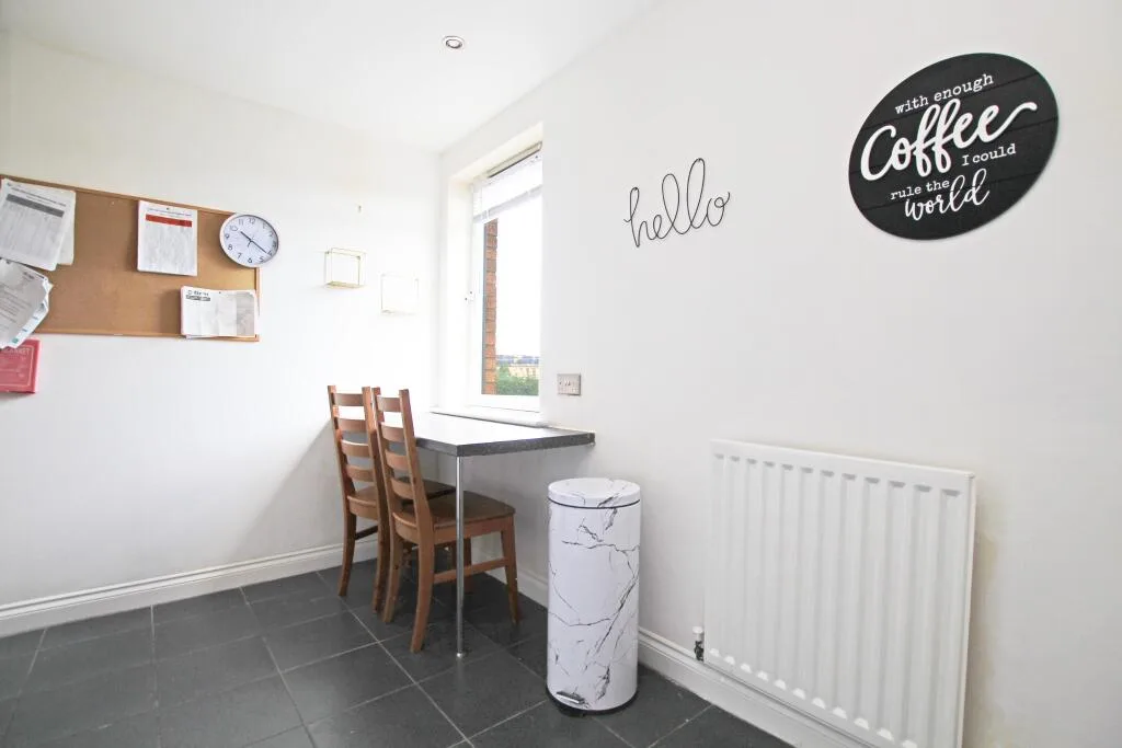 4 bedroom flat for rent