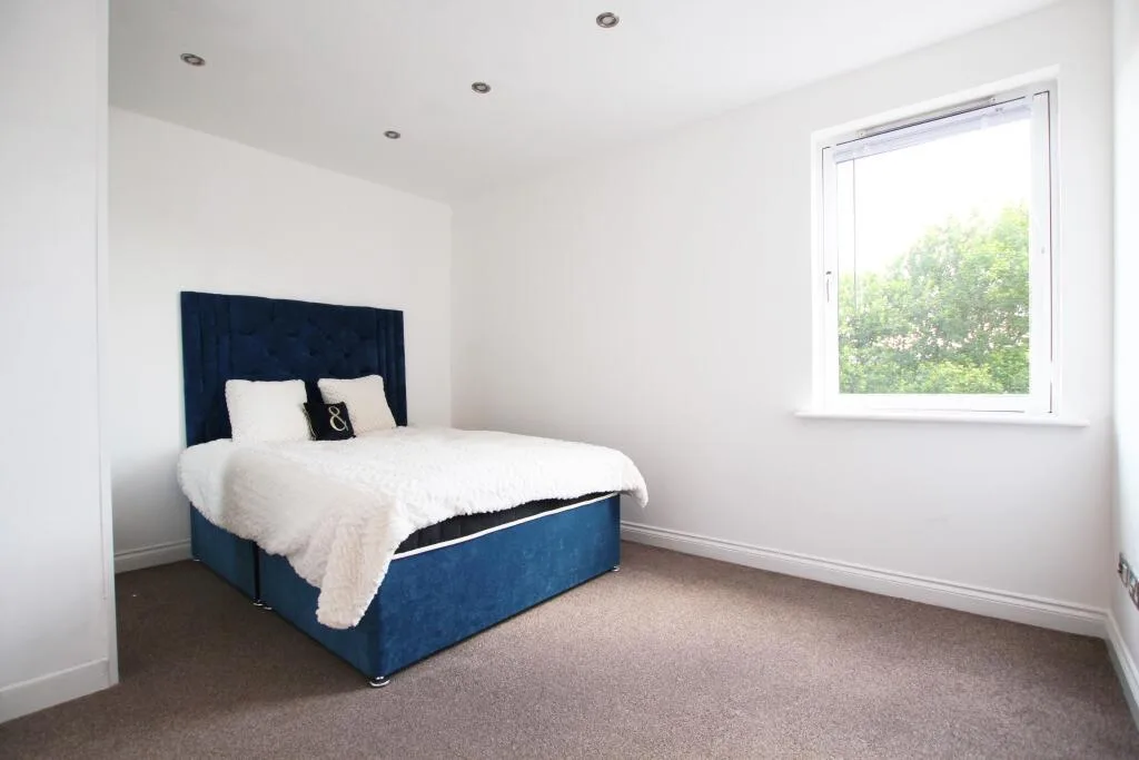 4 bedroom flat for rent