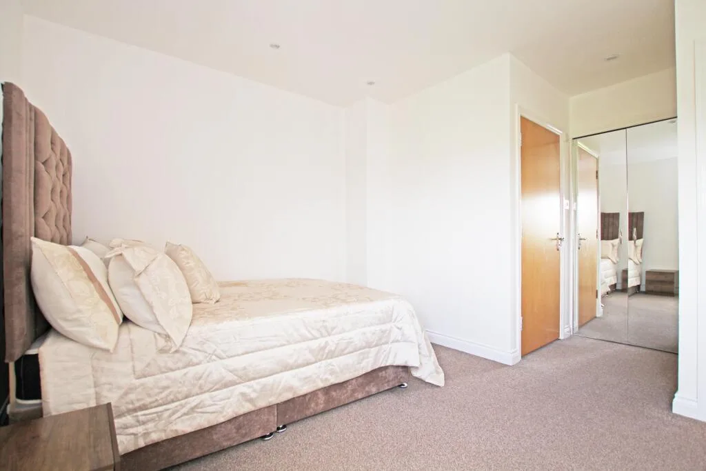 4 bedroom flat for rent