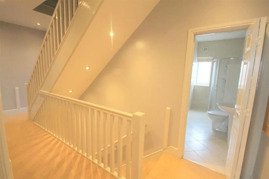 1 bedroom house share for rent