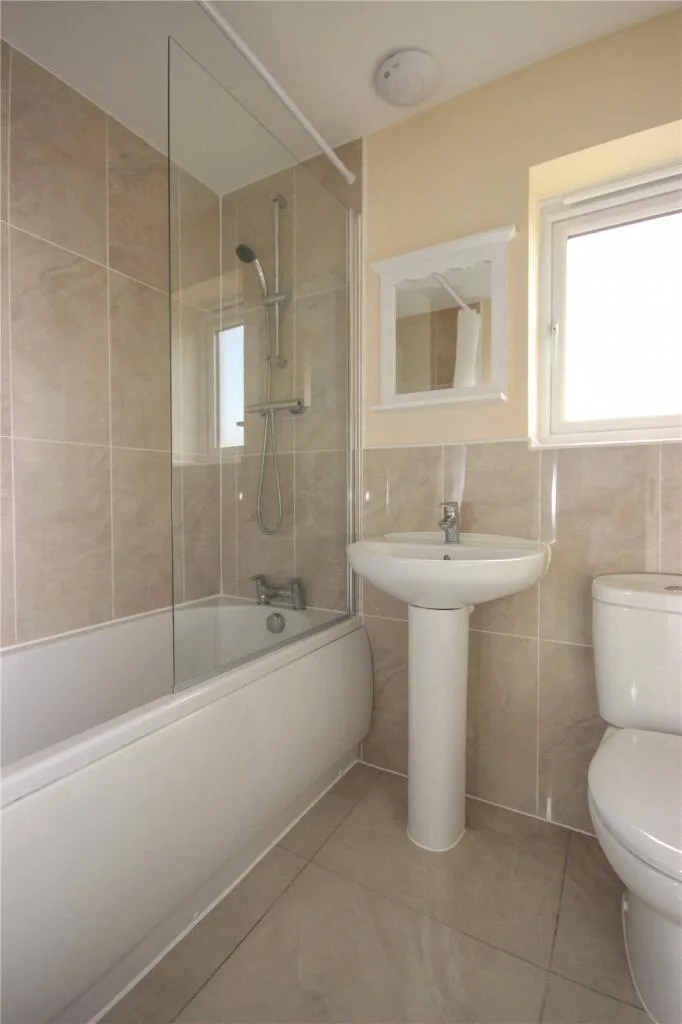 4 bedroom town house for rent