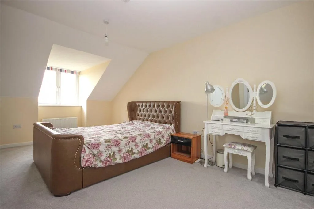 4 bedroom town house for rent
