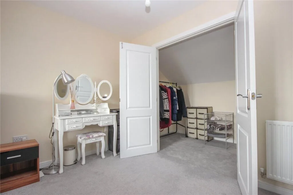4 bedroom town house for rent