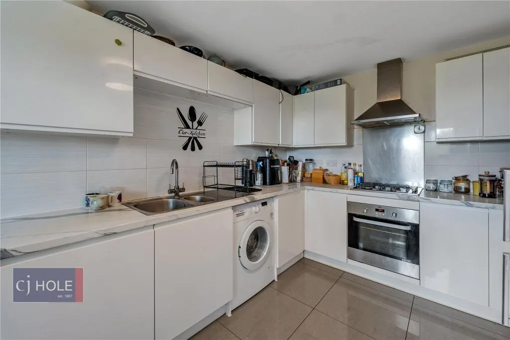 4 bedroom town house for rent