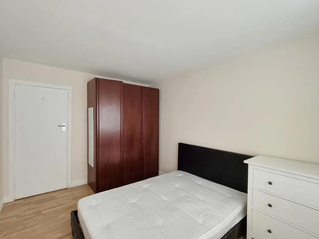 2 bedroom maisonette for rent