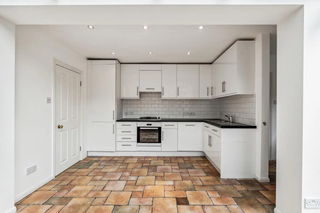 4 bedroom terraced house for rent