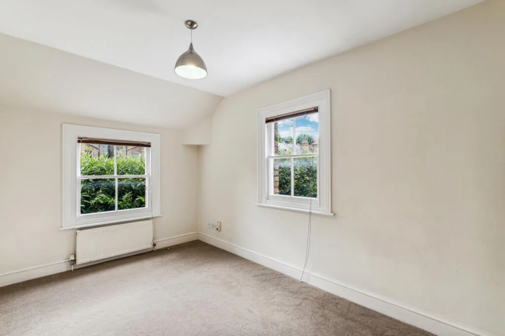 4 bedroom terraced house for rent