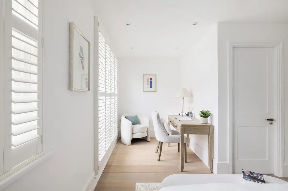 3 bedroom mews property for rent