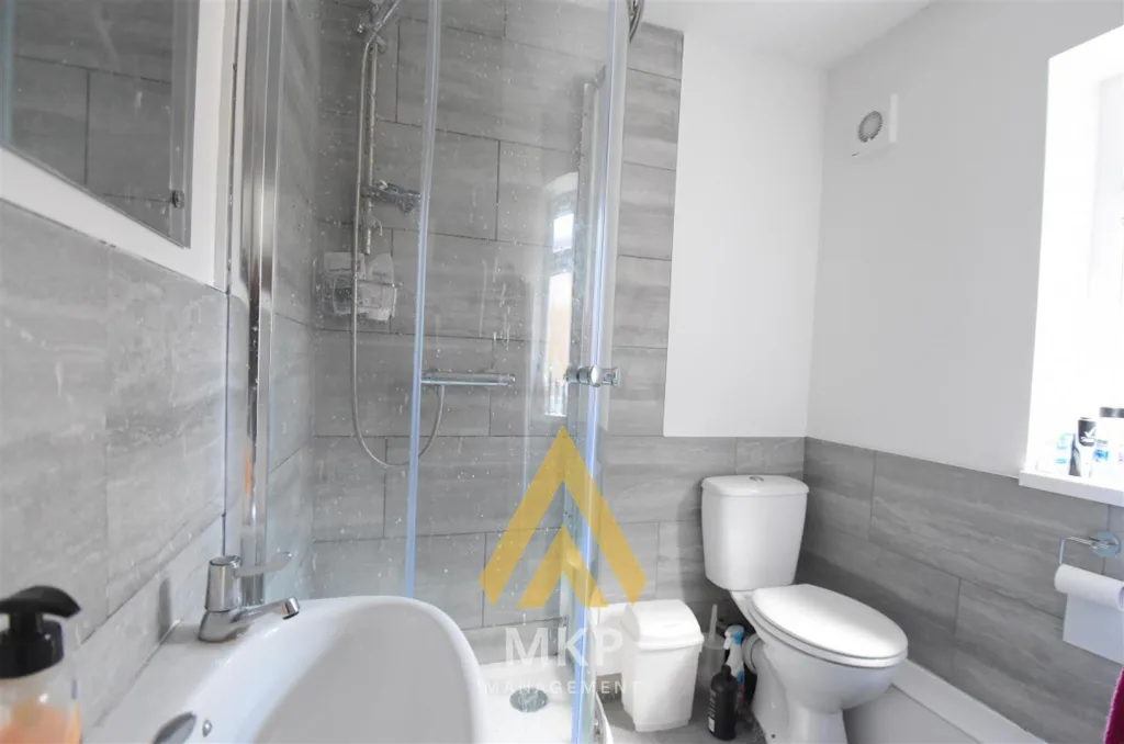 4 bedroom terraced house for rent