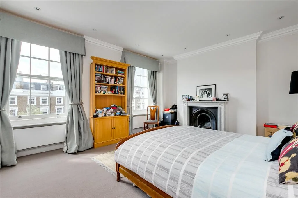 5 bedroom terraced house for rent