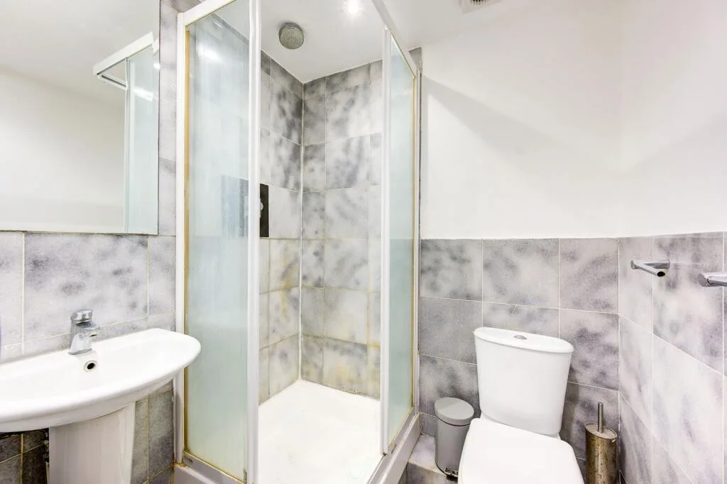 4 bedroom flat for rent