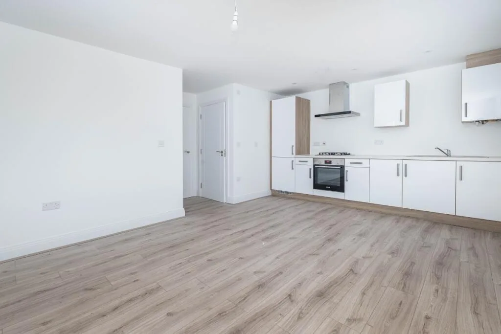 1 bedroom maisonette for rent
