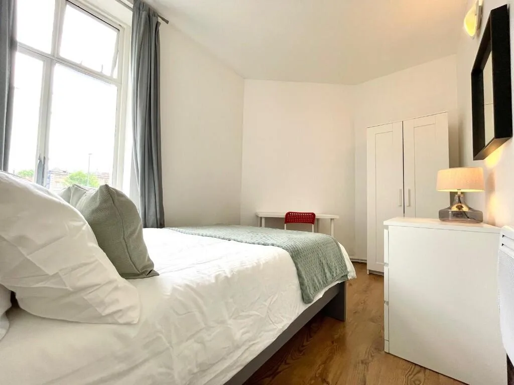 1 bedroom flat share for rent