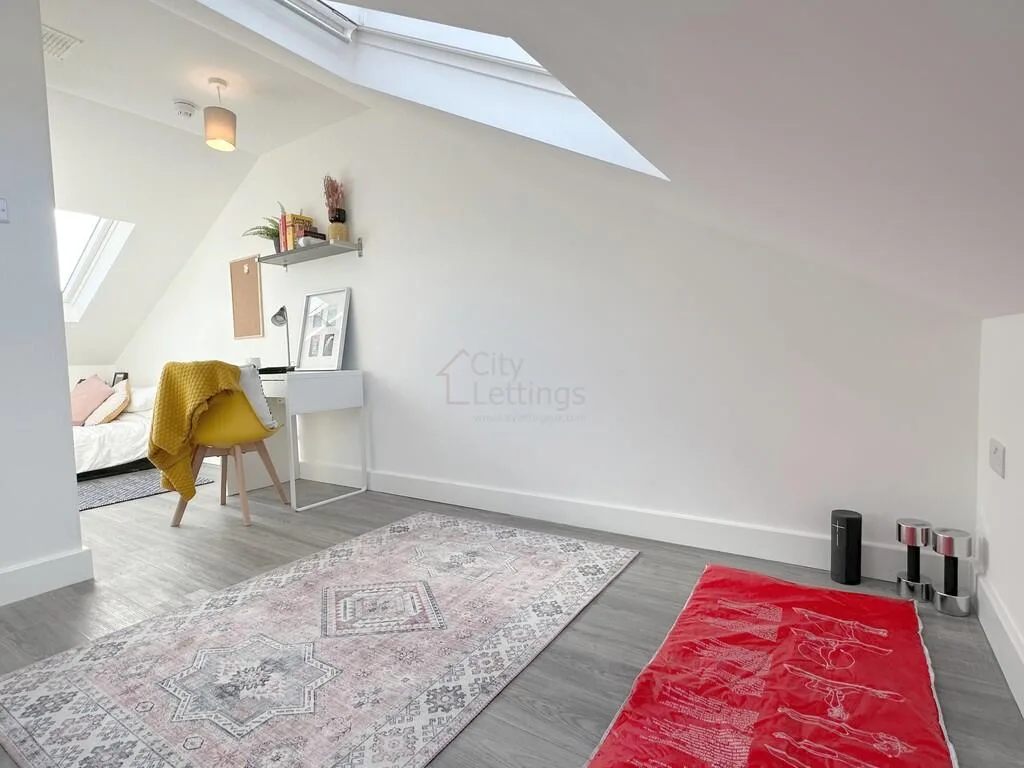 1 bedroom house share for rent