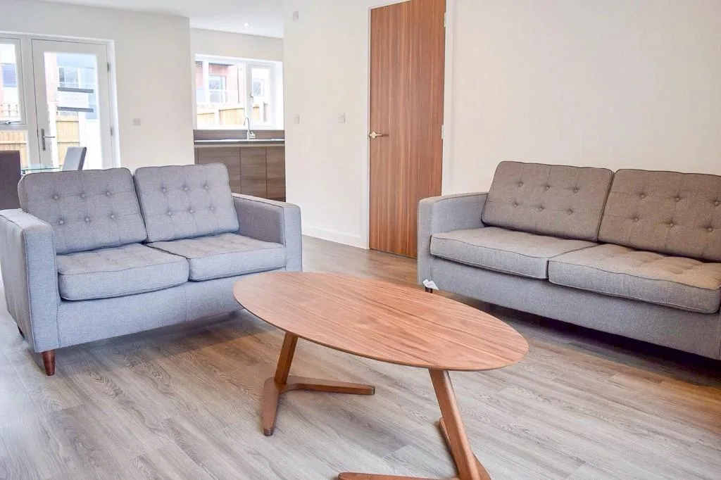3 bedroom town house for rent