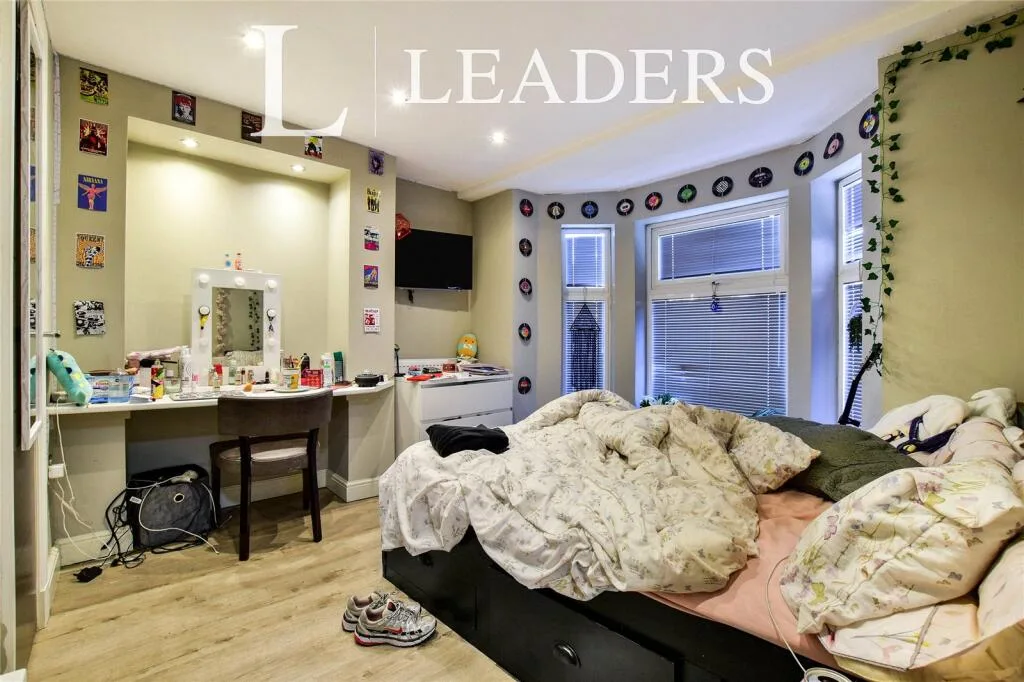 1 bedroom house share for rent