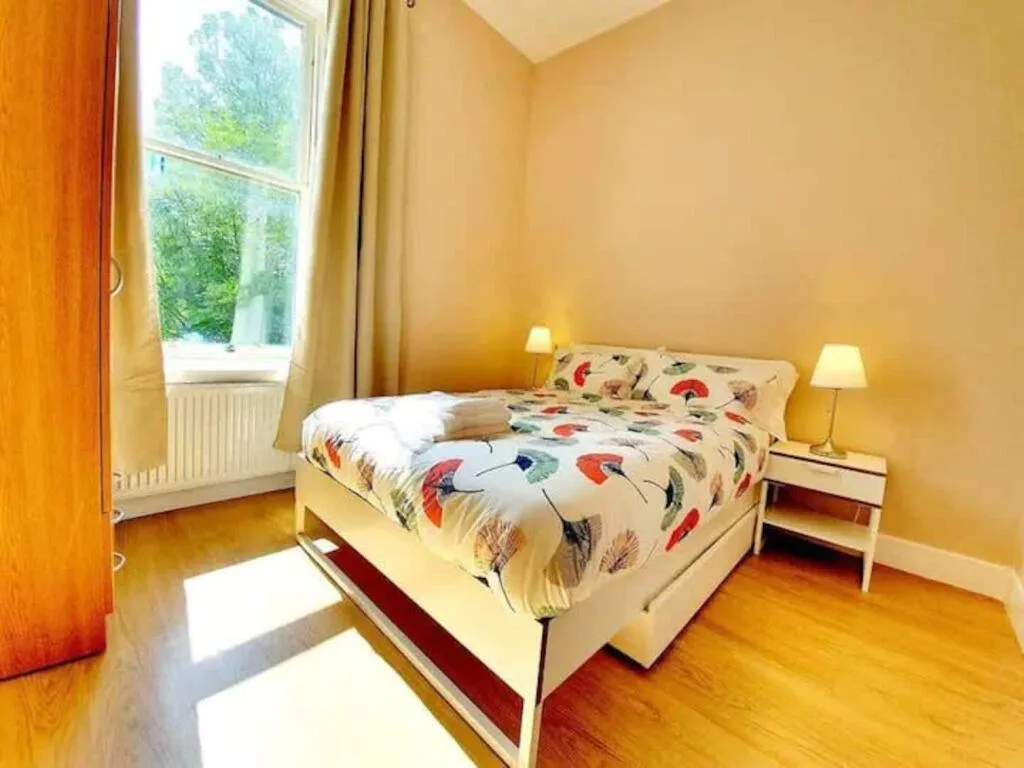 4 bedroom flat for rent