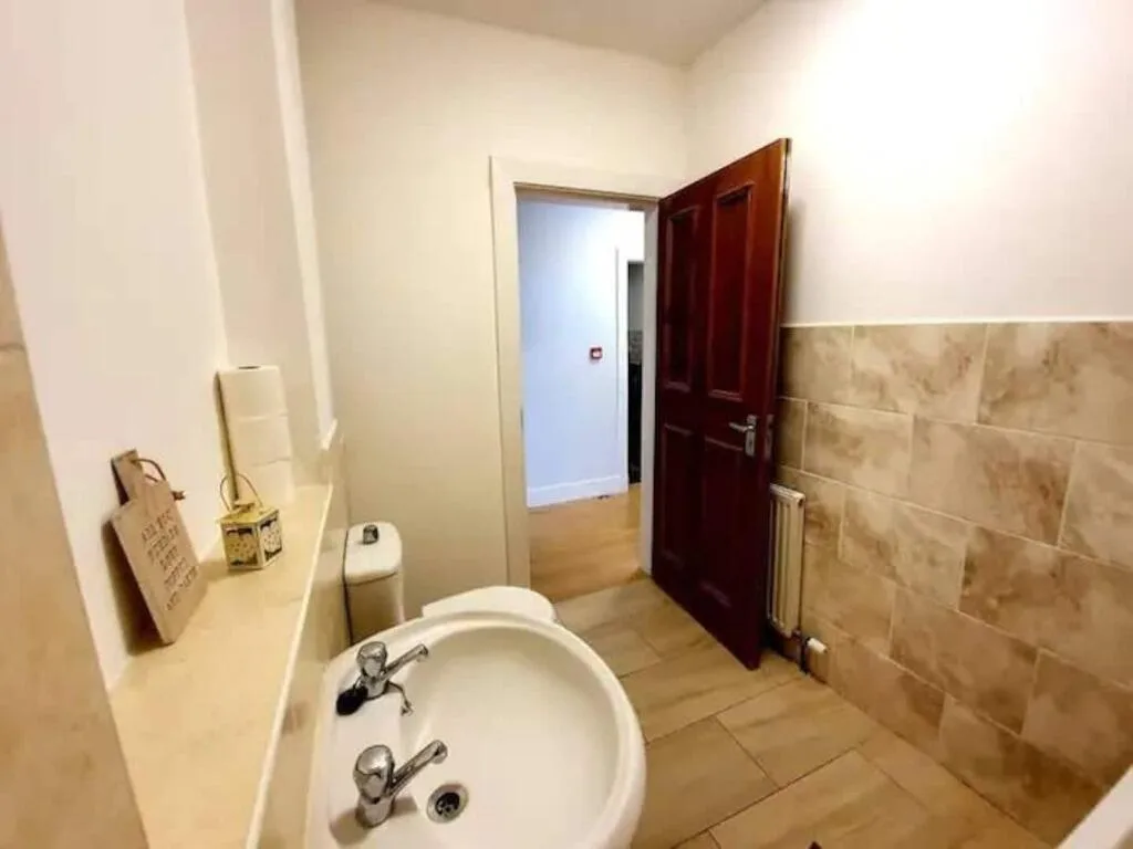 4 bedroom flat for rent