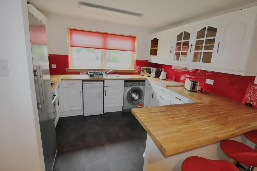 4 bedroom flat for rent