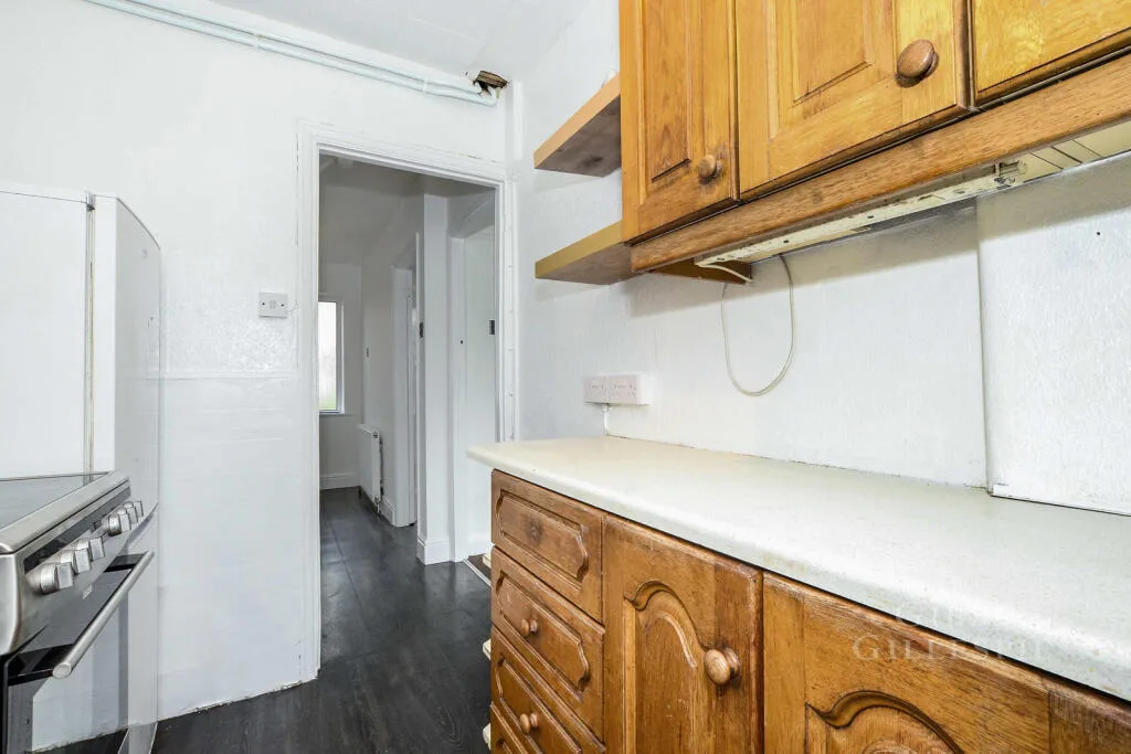 3 bedroom semi-detached house for rent