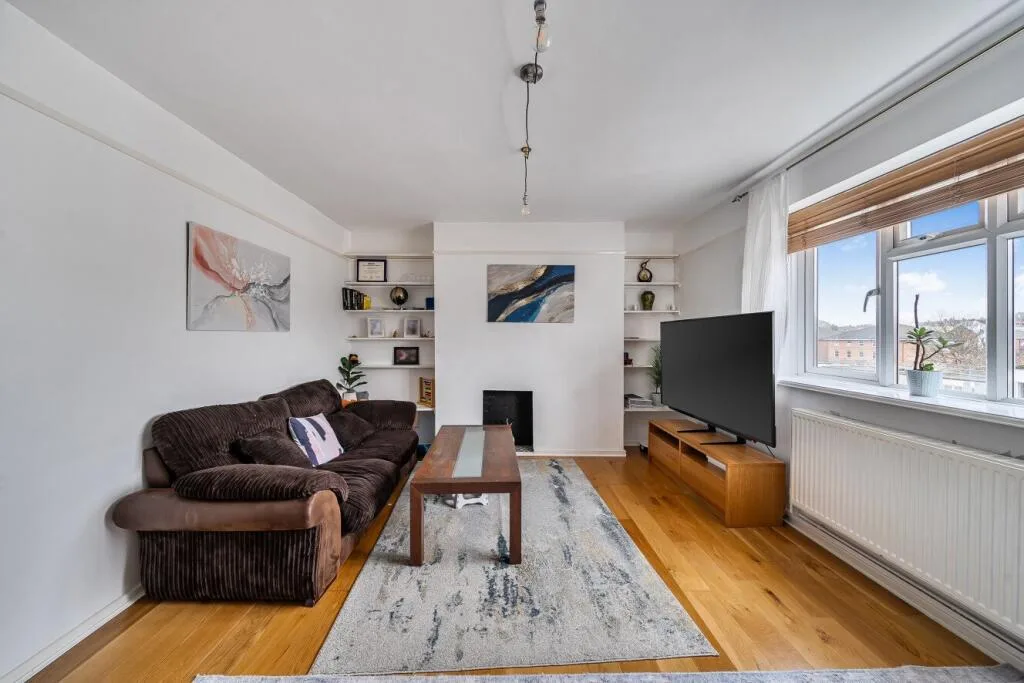2 bedroom flat for rent